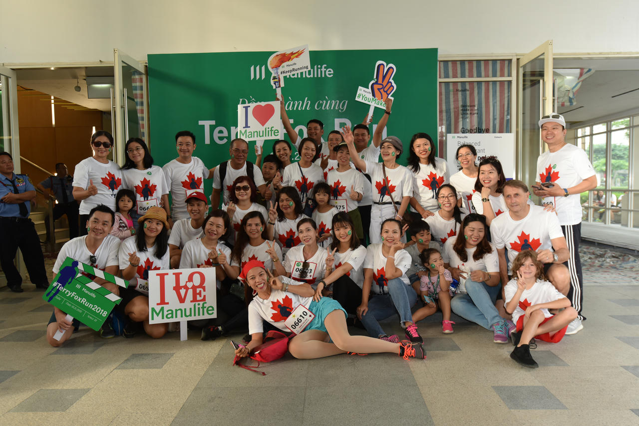 Gần 700 nhân viên và đại lý Manulife Việt Nam tham gia Chương trình chạy bộ từ thiện Terry Fox 2018