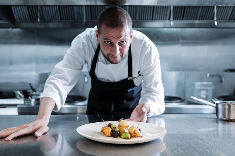 Cận cảnh nhà hàng xa hoa bậc nhất Đảo Ngọc