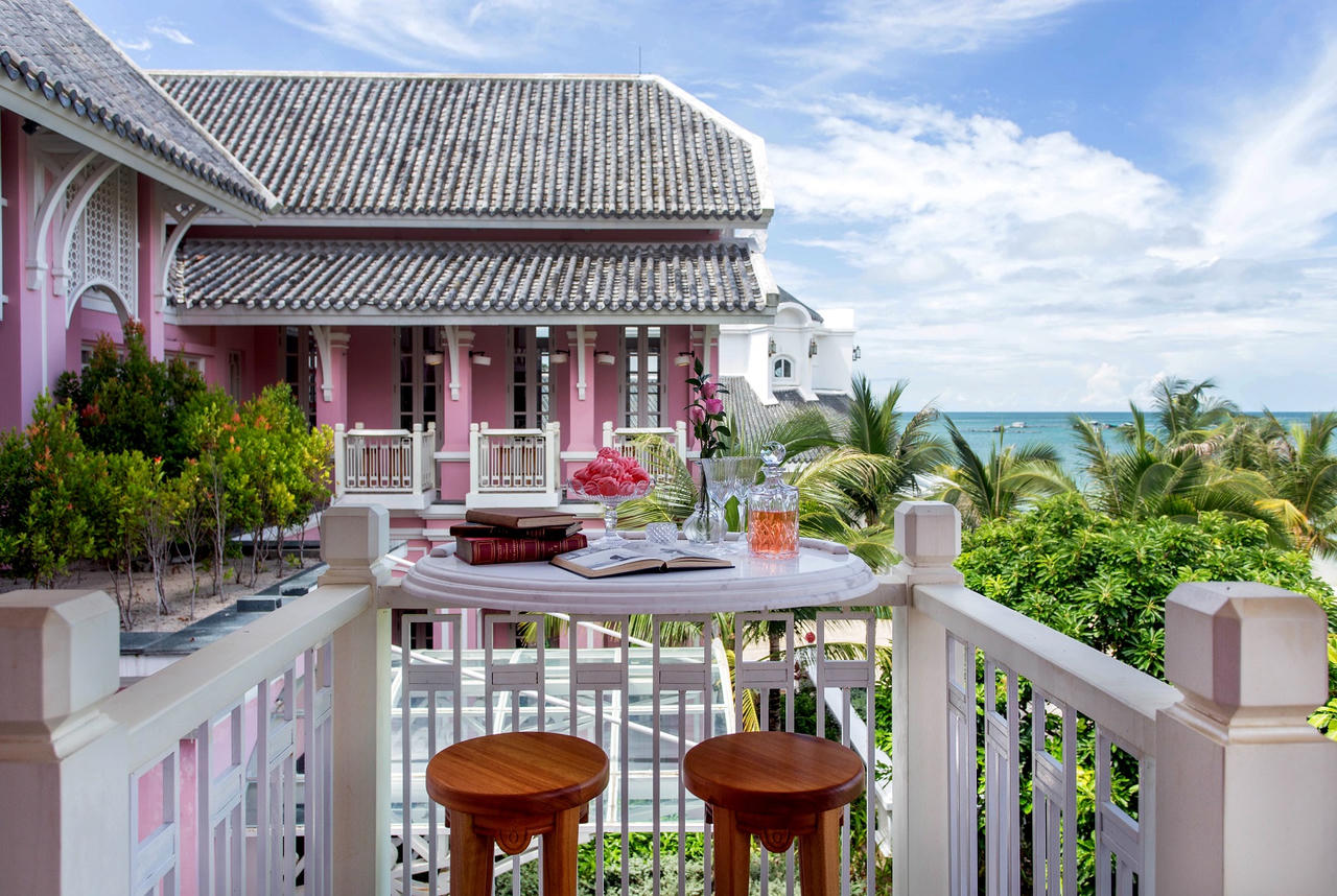 Cận cảnh nhà hàng xa hoa bậc nhất Đảo Ngọc