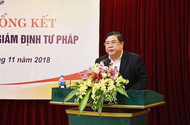 Phát huy các nguồn lực xã hội cho giám định tư pháp