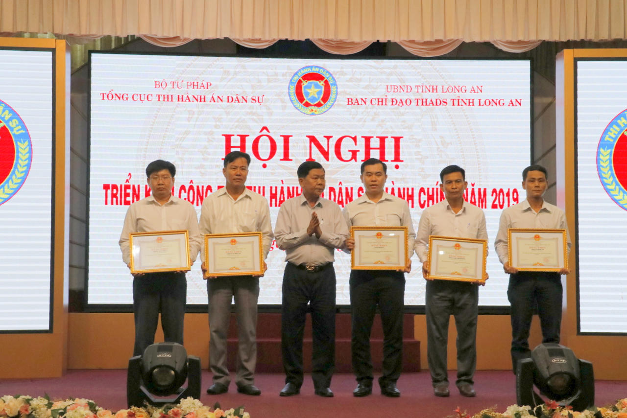 Long An: Nhiều mô hình sáng tạo trong Thi hành án dân sự