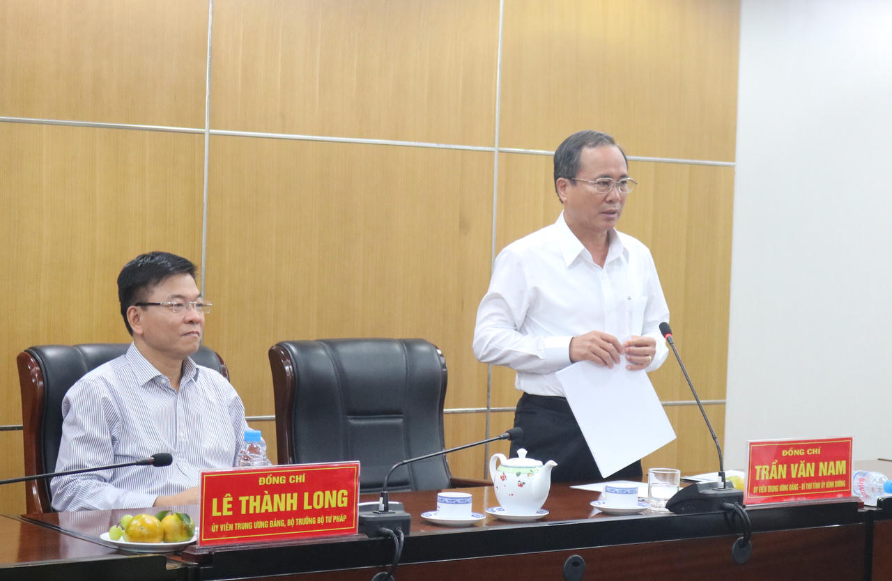 Bộ trưởng Lê Thành Long: Tư pháp, Thi hành án dân sự Bình Dương góp phần phát triển kinh tế, xã hội