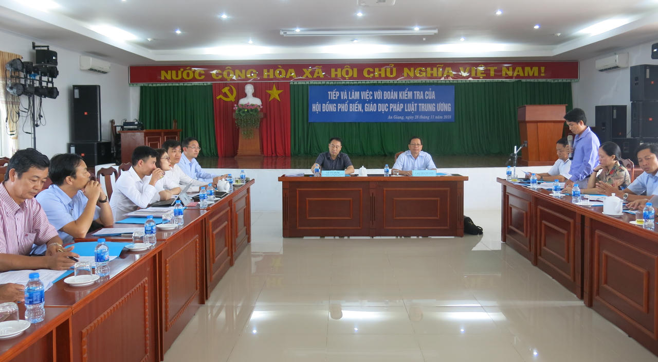 Hội đồng phối hợp PBGDPL Trung ương kiểm tra công tác PBGDPL tại tỉnh An Giang, Đồng Tháp