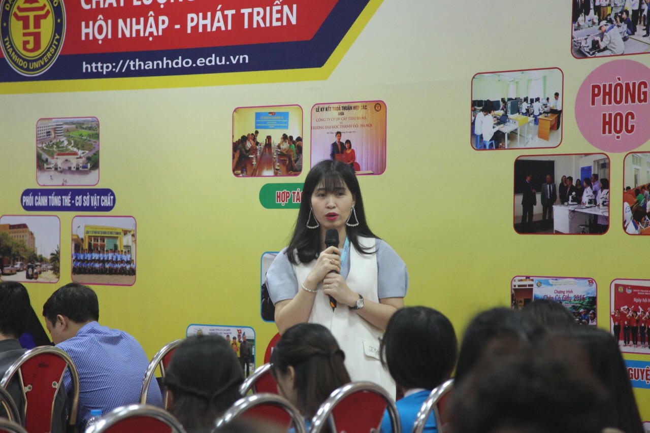 Dạy và học ngôn ngữ trong bối cảnh Cách mạng công nghiệp 4.0: Thách thức và giải pháp