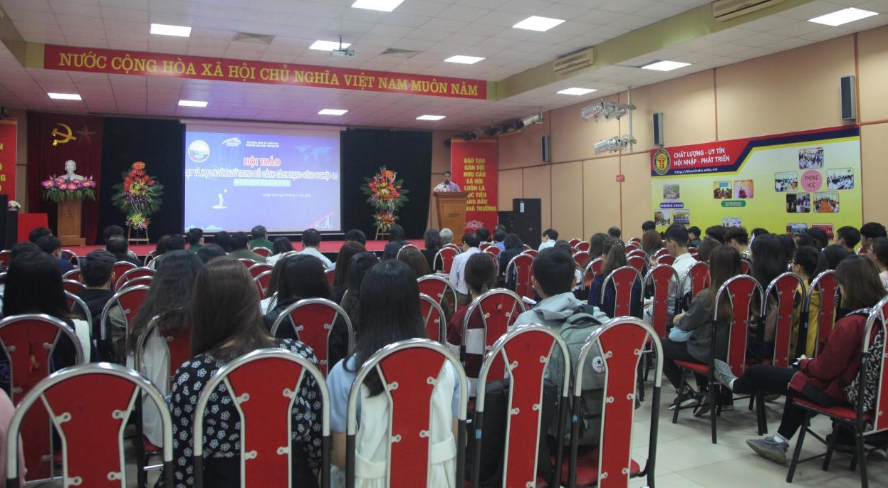 Dạy và học ngôn ngữ trong bối cảnh Cách mạng công nghiệp 4.0: Thách thức và giải pháp