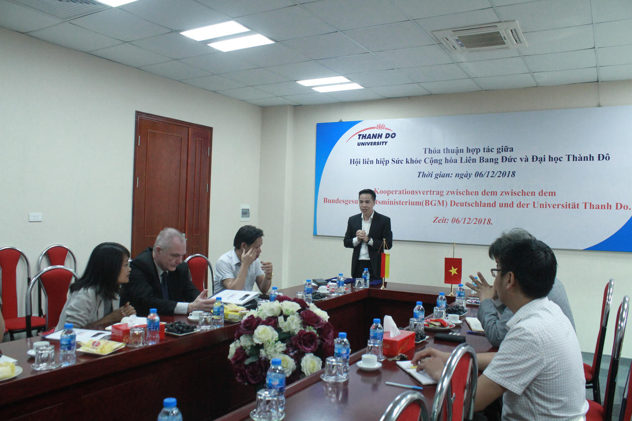 Đại học Thành Đô, Hội liên hiệp sức khỏe CHLB Đức và Cty CP Tư vấn giáo dục và Định cư Expertrans tăng cường hợp tác