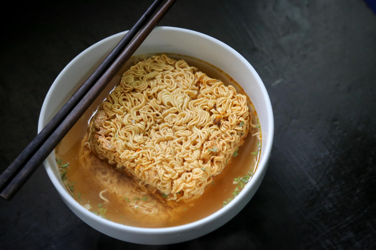 Hành trình hơn 800 ngày đêm cõng sắt đá tới lưng trời