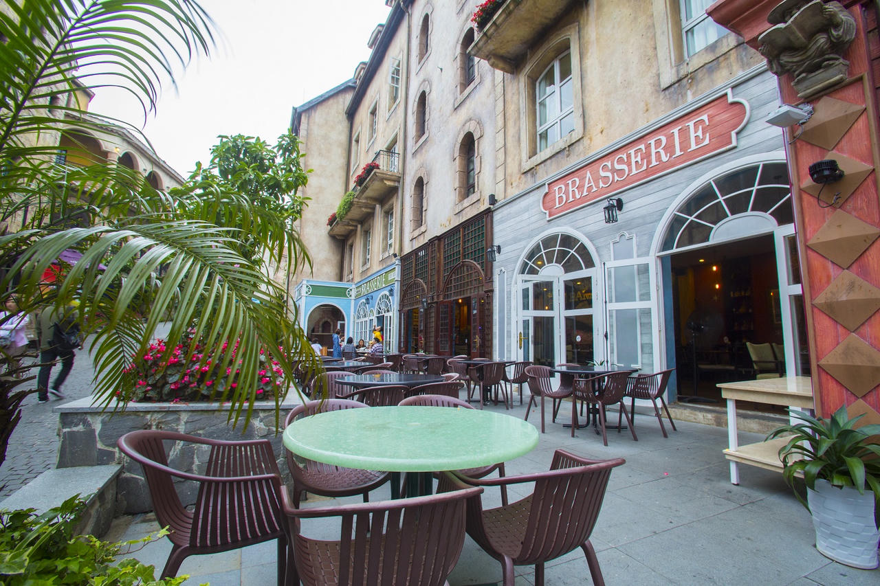 Vui chơi giải trí đỉnh cao và khám phá ẩm thực thế giới, tại sao không?