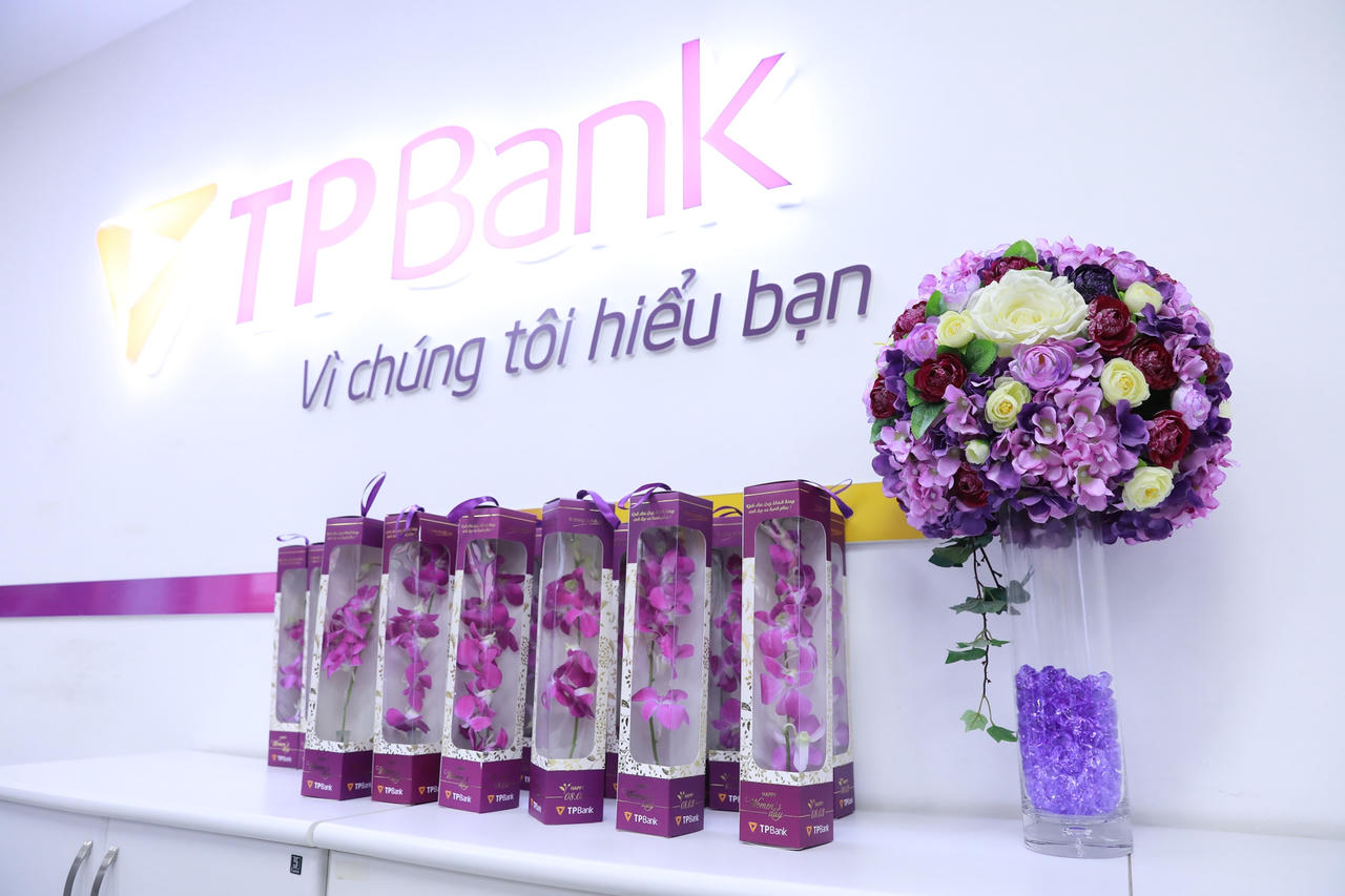 TPBank tri ân khách hàng nữ dịp 8/3