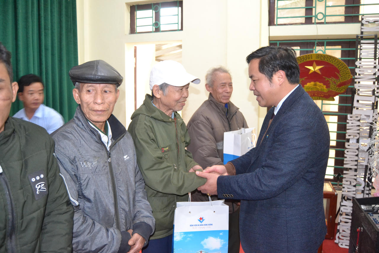 Pháp luật – “tấm khiên” vững chắc bảo vệ “pháo đài” y tế