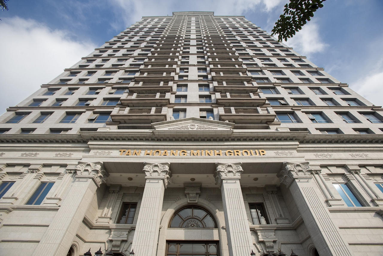 D'. Palais Louis - Định nghĩa về sự trường tồn