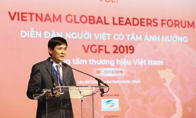 Phó chủ nhiệm Ủy ban Nhà nước về người Việt ở nước ngoài Nguyễn Hoành Năm. Phó chủ nhiệm Ủy ban Nhà nước về người Việt ở nước ngoài Nguyễn Hoành Năm.