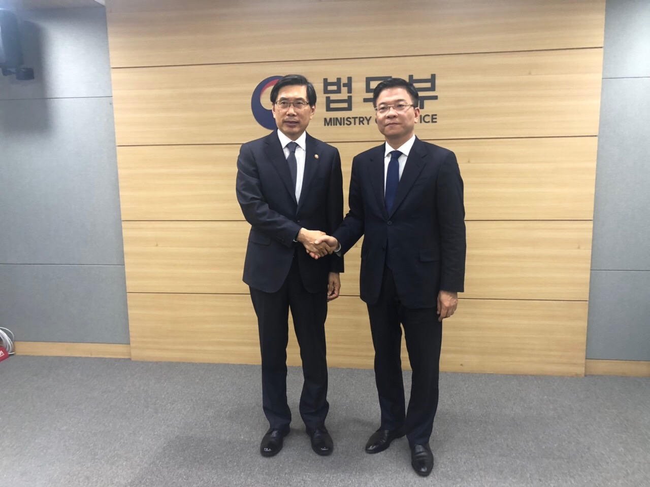 Củng cố mối quan hệ hợp tác pháp luật Việt Nam - Hàn Quốc 