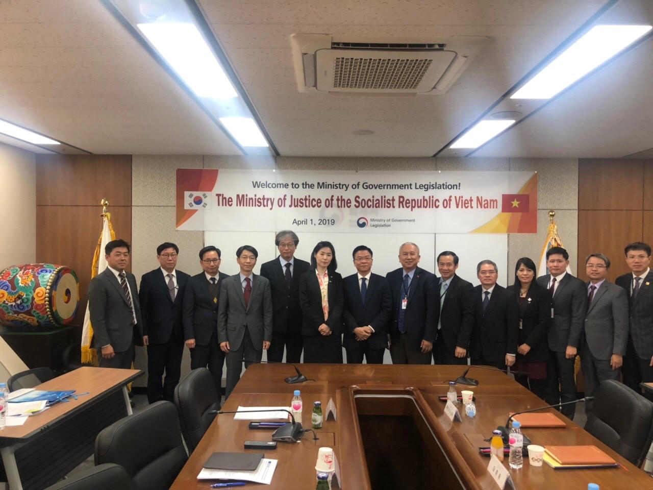 Củng cố mối quan hệ hợp tác pháp luật Việt Nam - Hàn Quốc 