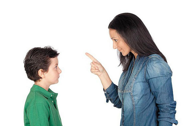 Muốn giảm bạo lực học đường, cha mẹ phải làm gương
