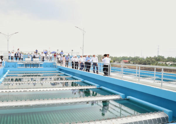 Khánh thành Nhà máy nước sạch có công nghệ hiện đại và quy mô lớn nhất khu vực Đồng bằng sông Cửu Long