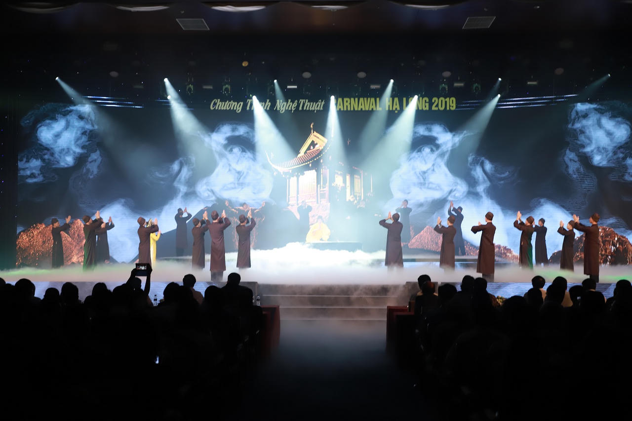 Carnaval Hạ Long 2019: Đêm nghệ thuật rực rỡ sắc màu bên bờ di sản 