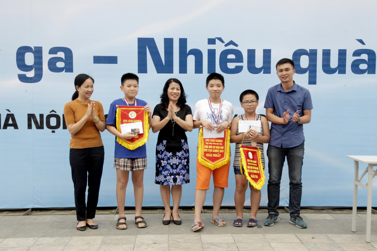 Sôi nổi Giải bơi Cư dân nhí Five Star Garden 2019