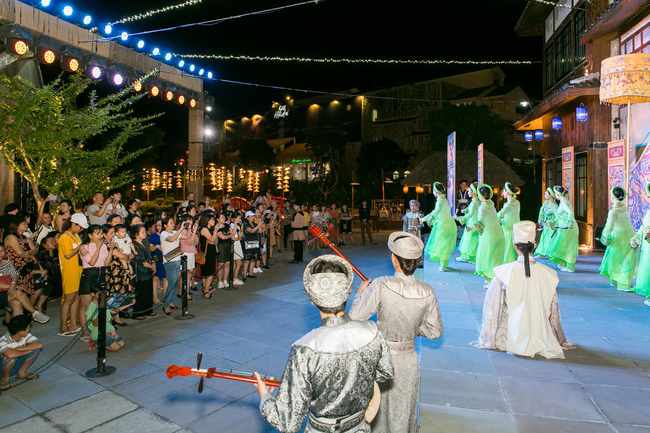 Đánh thức ký ức thanh xuân tại Công viên ấn tượng Hội An