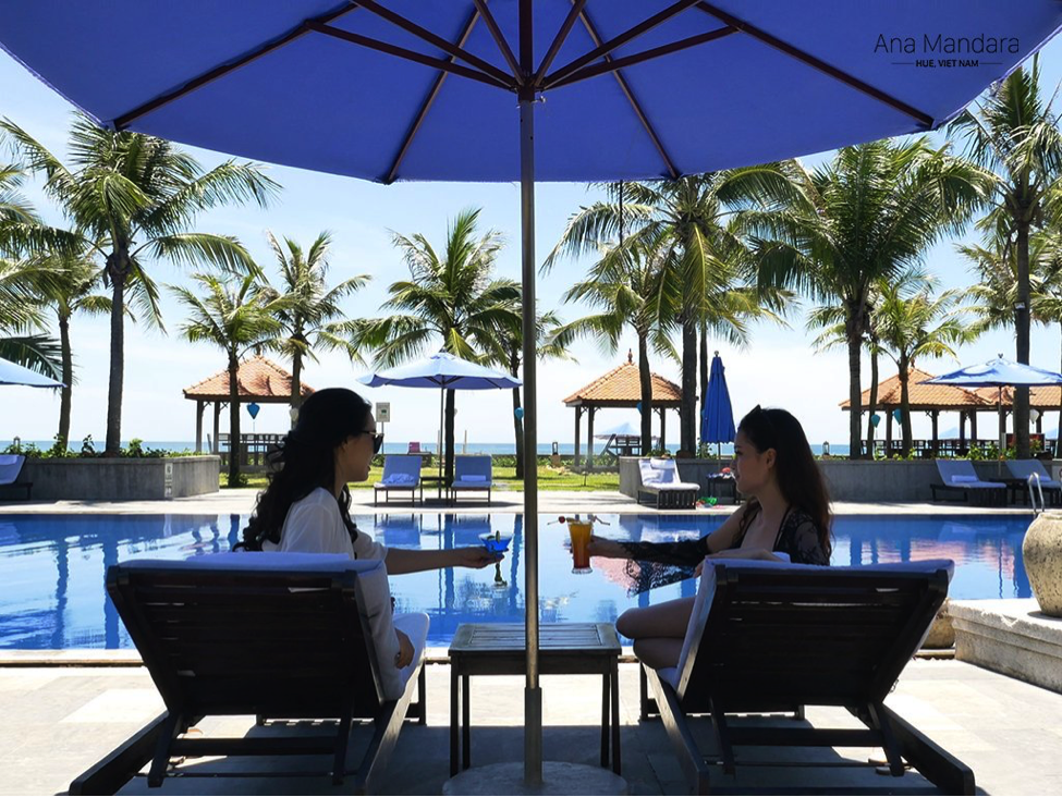 Cùng hội chị em trở về thanh xuân tại Ana Mandara Huế