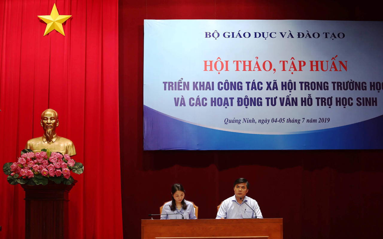 Đẩy mạnh công tác xã hội trong trường học