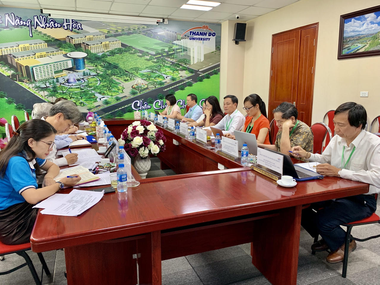 Đại học Thành Đô: Nghiên cứu khoa học là con đường tất yếu để thỏa mãn nhu cầu của Doanh nghiệp