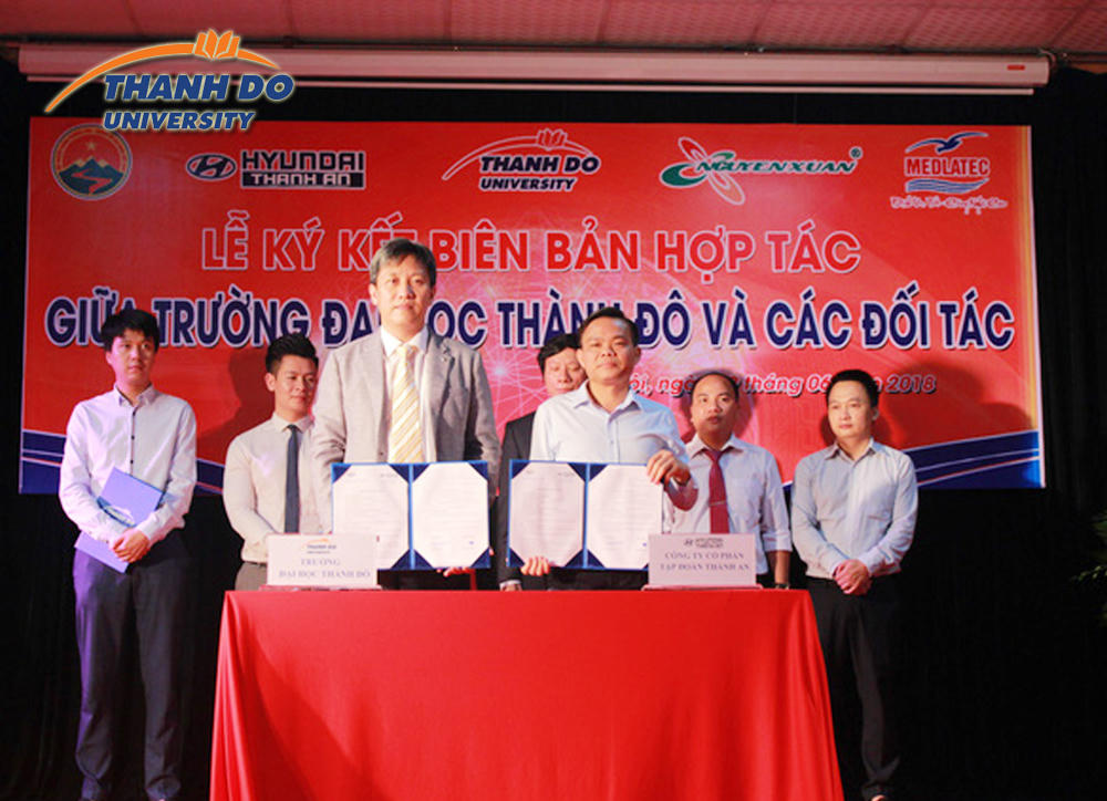 Đại học Thành Đô: Nghiên cứu khoa học là con đường tất yếu để thỏa mãn nhu cầu của Doanh nghiệp