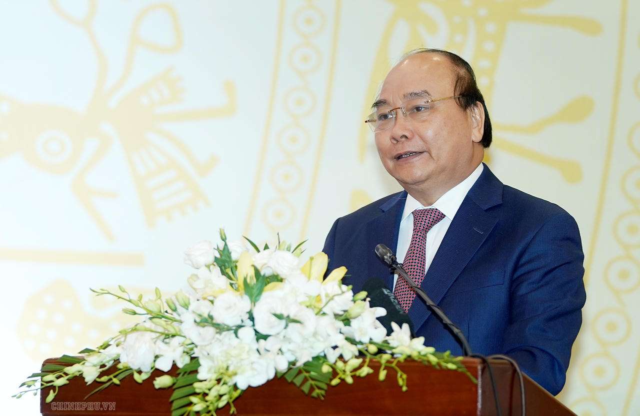 Thủ tướng dự gặp mặt, biểu dương các chức sắc, chức việc tôn giáo tiêu biểu