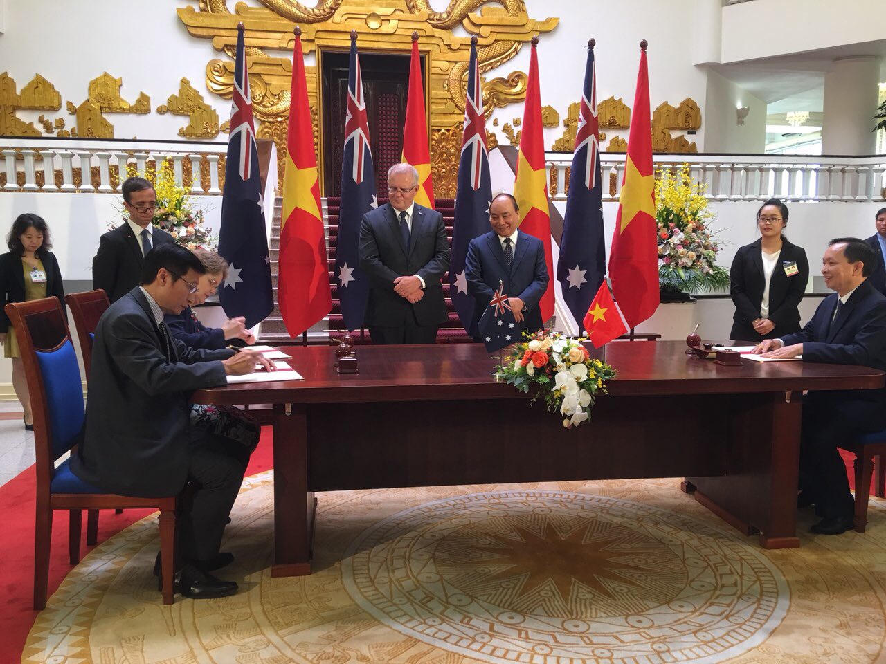 Thủ tướng Nguyễn Xuân Phúc đón, hội đàm với Thủ tướng Australia