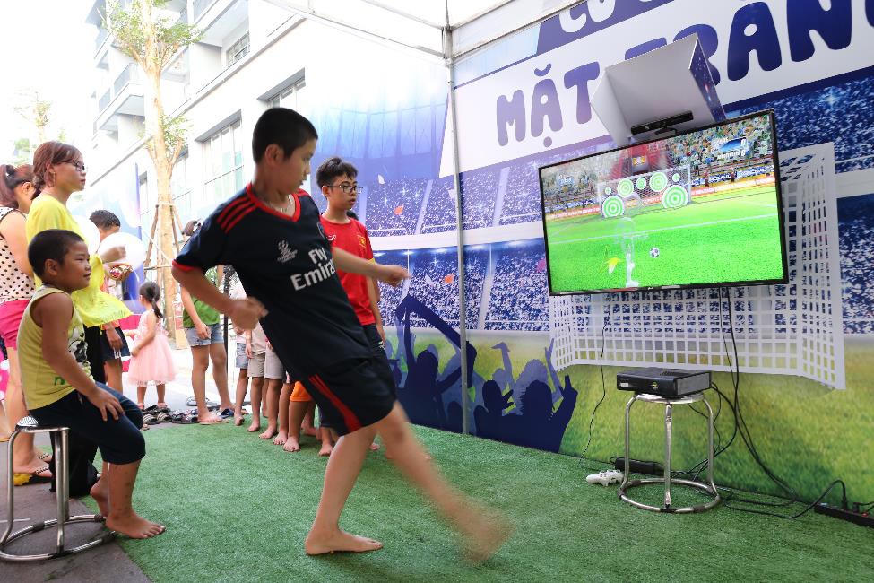 Hết mình với lễ hội Trung thu độc đáo tại Phúc Yên - Ảnh 2.