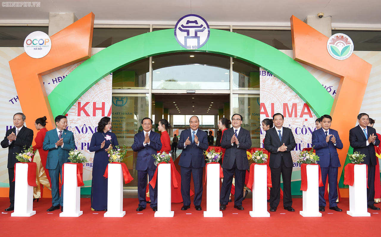 Thủ tướng: Xây dựng nông thôn mới, đời sống người dân nông thôn được cải thiện đáng kể