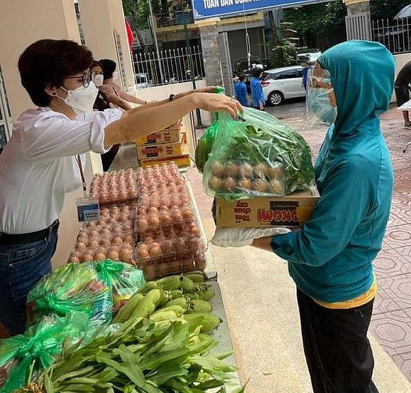 Chủ tịch phường kêu gọi từ thiện giúp dân 'mắc kẹt': Tài khoản về 0 đồng, minh bạch sao kê