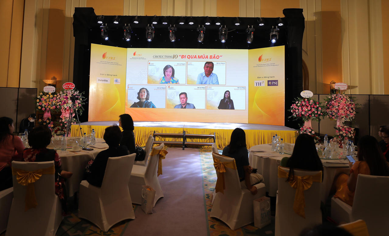 Doanh nghiệp dịch chuyển thị trường, phục hồi và tìm kiếm cơ hội phát triển thời hậu COVID-19