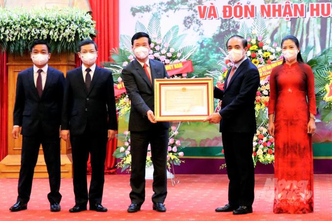Tuyên Quang kỷ niệm 190 năm thành lập tỉnh và đón nhận Huân chương Độc lập hạng Ba