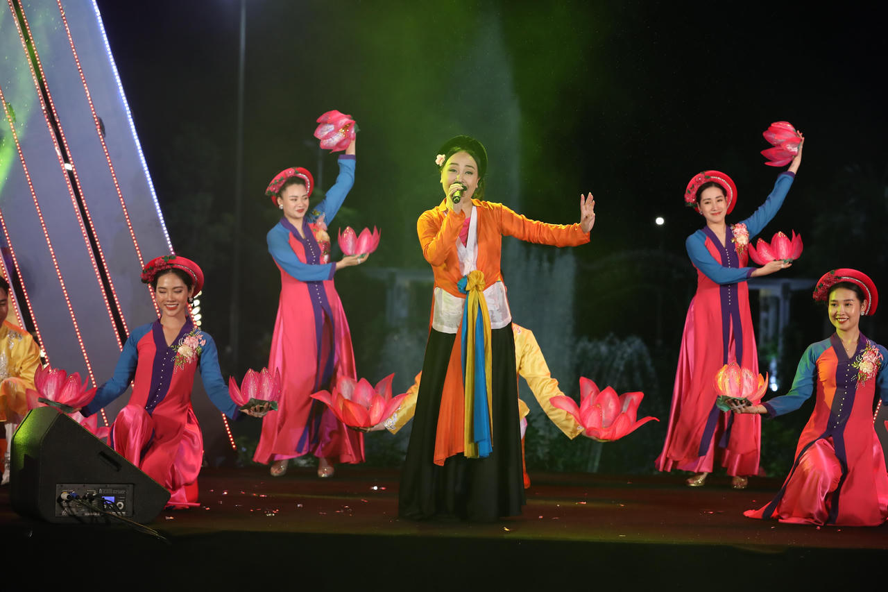 Tập đoàn AMDI gây ấn tượng mạnh khi tổ chức Đêm nhạc Tri ân khách hàng