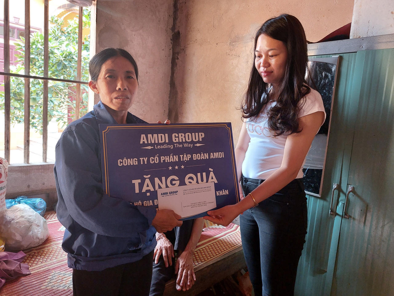 AMDI GROUP tặng quà các gia đình có hoàn cảnh khó khăn tại Bắc Ninh