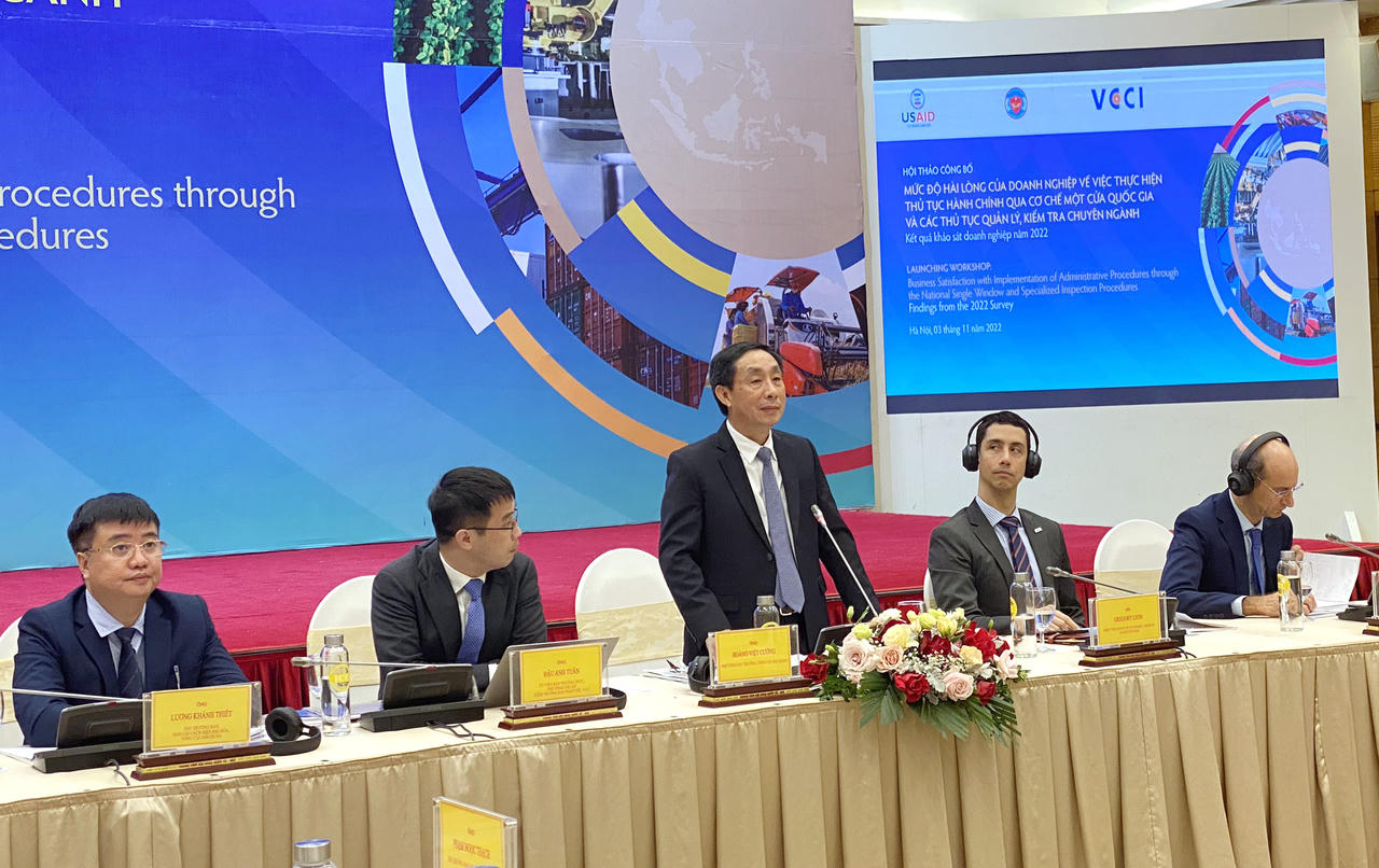 Phó Chủ tịch VCCI Hoàng Quang Phòng: 'Cả Hải quan và Doanh nghiệp đã nỗ lực vượt khó phi thường'