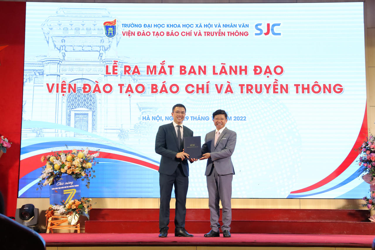 Ra mắt Ban Lãnh đạo Viện Đào tạo Báo chí và Truyền thông 