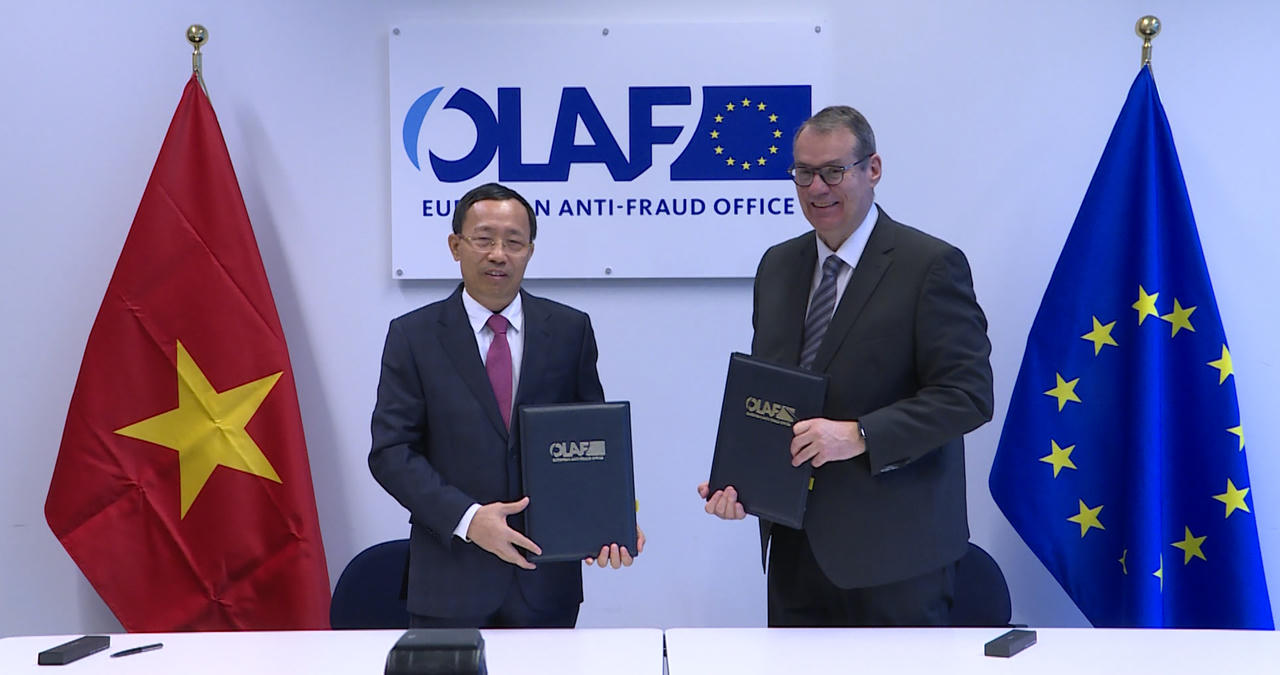 Hải quan Việt Nam ký Thỏa thuận hợp tác hành chính với Cơ quan chống gian lận Châu Âu