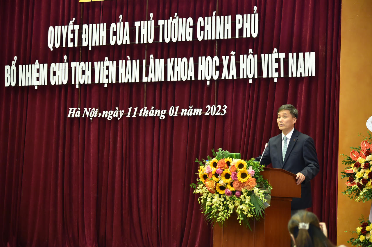 Công bố quyết định bổ nhiệm Thứ trưởng Bộ Tư pháp Phan Chí Hiếu giữ chức Chủ tịch Viện Hàn lâm Khoa học xã hội Việt Nam