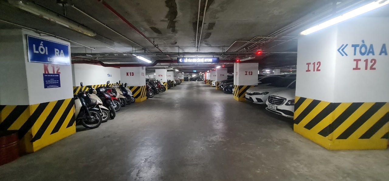 Hà Nội: Nhiều chung cư đồng loạt tăng phí dịch vụ trông giữ xe ô tô