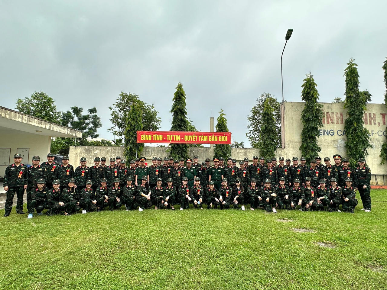 Bế giảng Lớp Bồi d­­ưỡng kiến thức Quốc phòng – An ninh cho đối tượng 2, khóa 119