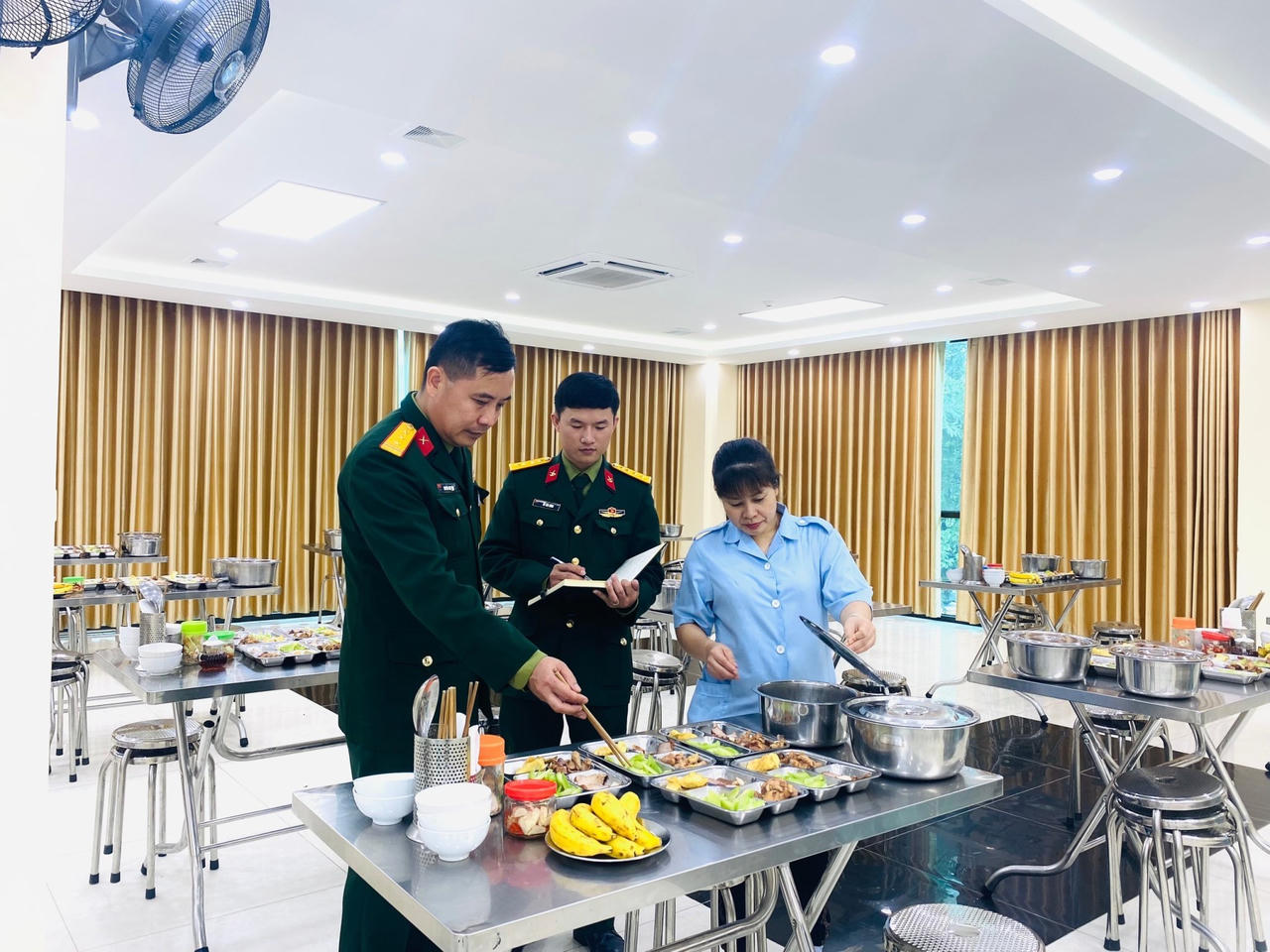 Nâng cao chất lượng công tác hậu cần ở Học viện Chính trị