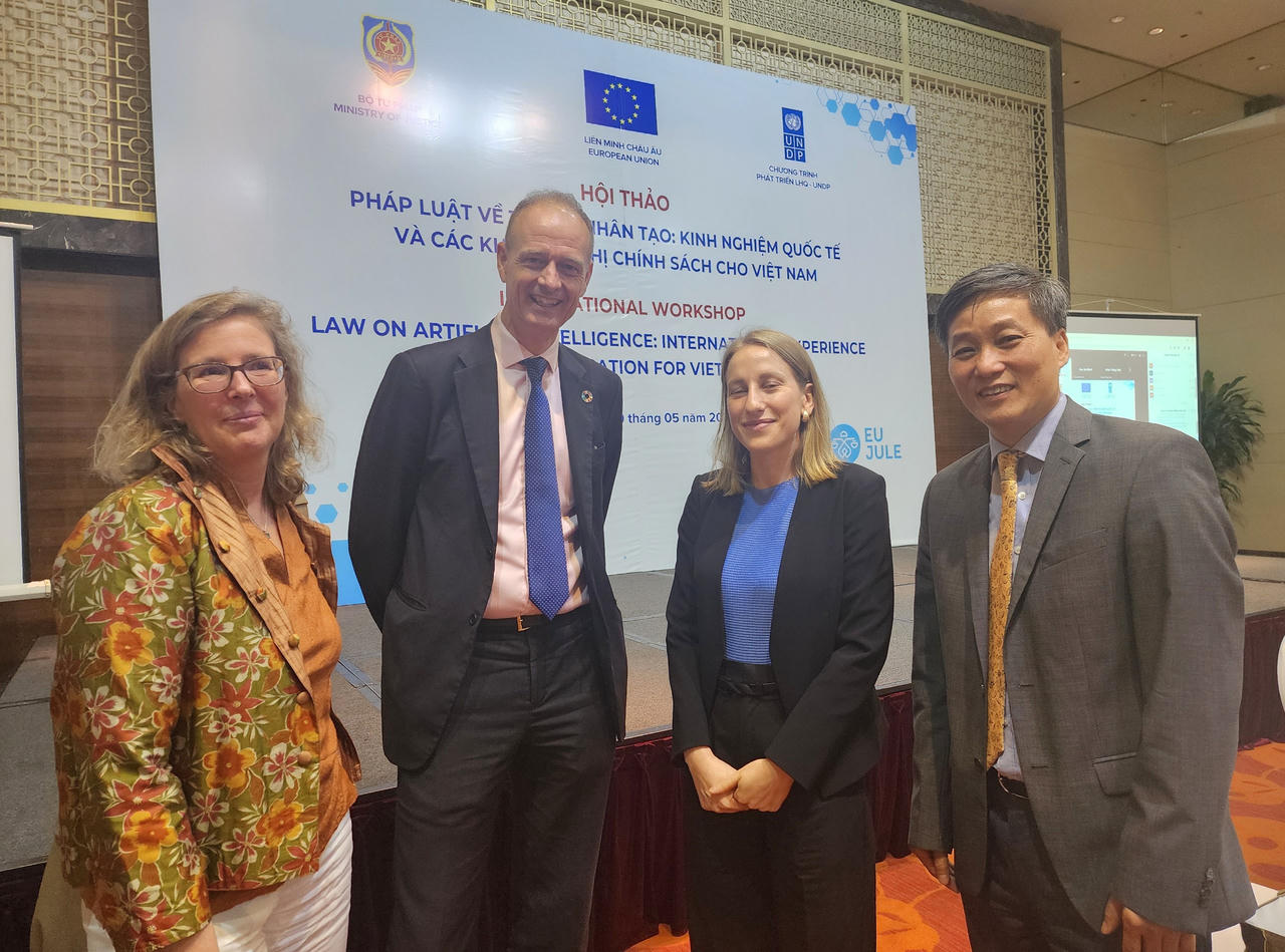 Khai mạc Hội thảo khoa học Pháp luật về trí tuệ nhân tạo