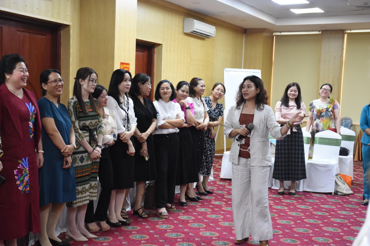 Bộ Tư pháp tập huấn nâng cao năng lực lồng ghép giới trong hoạch định chính sách