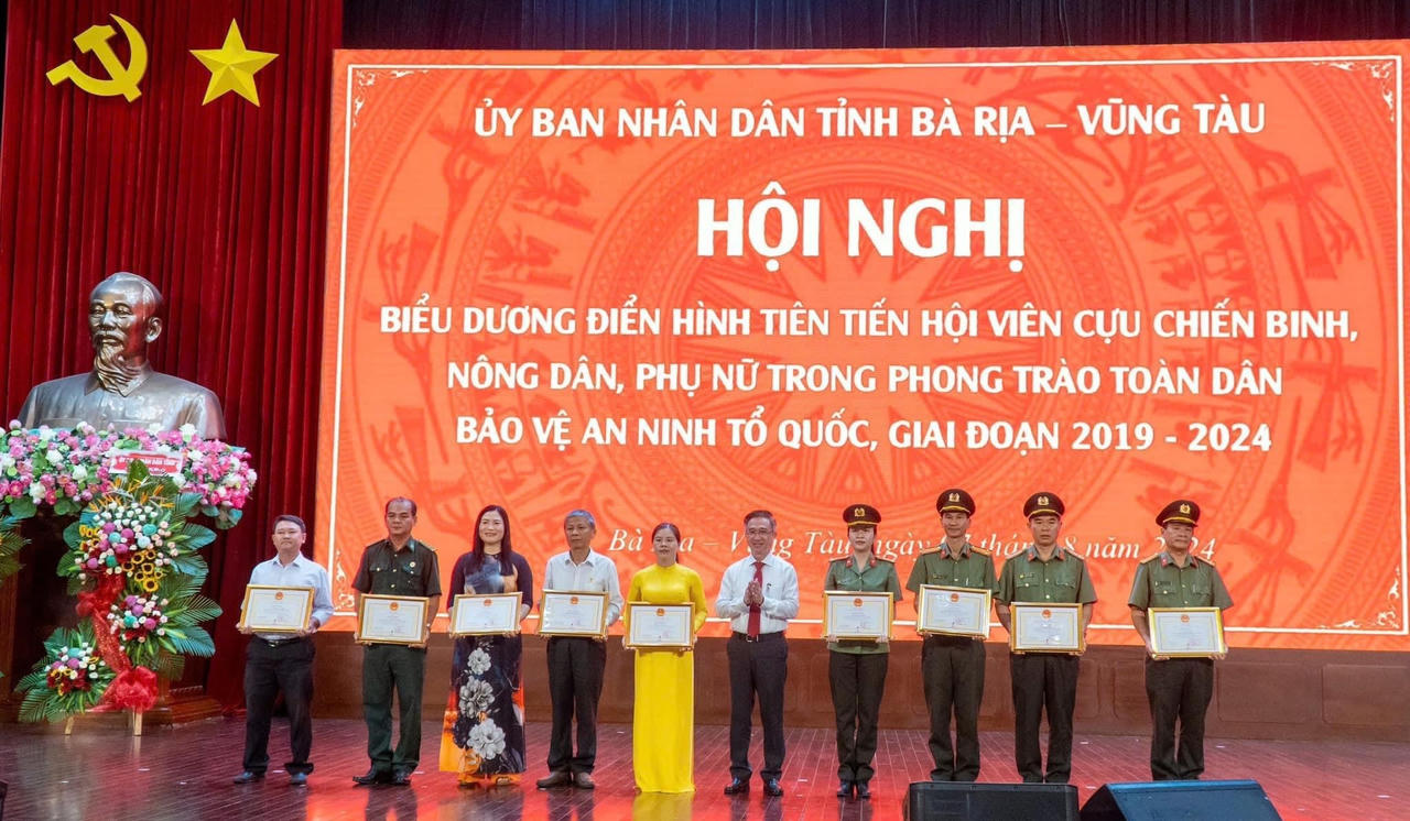 Cựu chiến binh Nguyễn Văn Cảnh đóng góp tích cực vào nỗ lực chống khai thác IUU