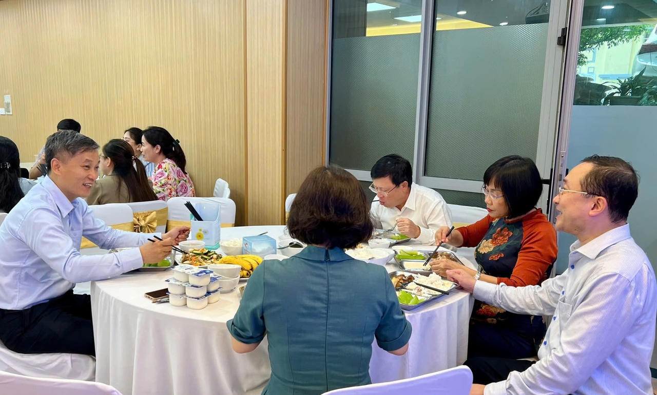 Bộ Tư pháp: Ấm áp “Bữa cơm Công đoàn” gắn kết đoàn viên, người lao động 