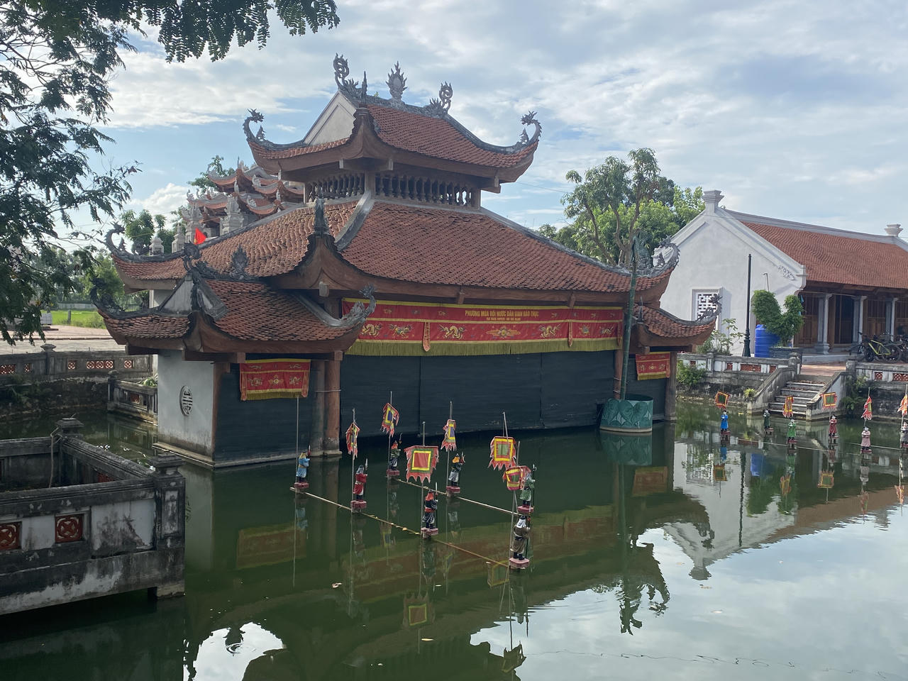  Anh hùng Đinh Thế Văn và chuyện hồi sinh phường rối nước Đào Thục