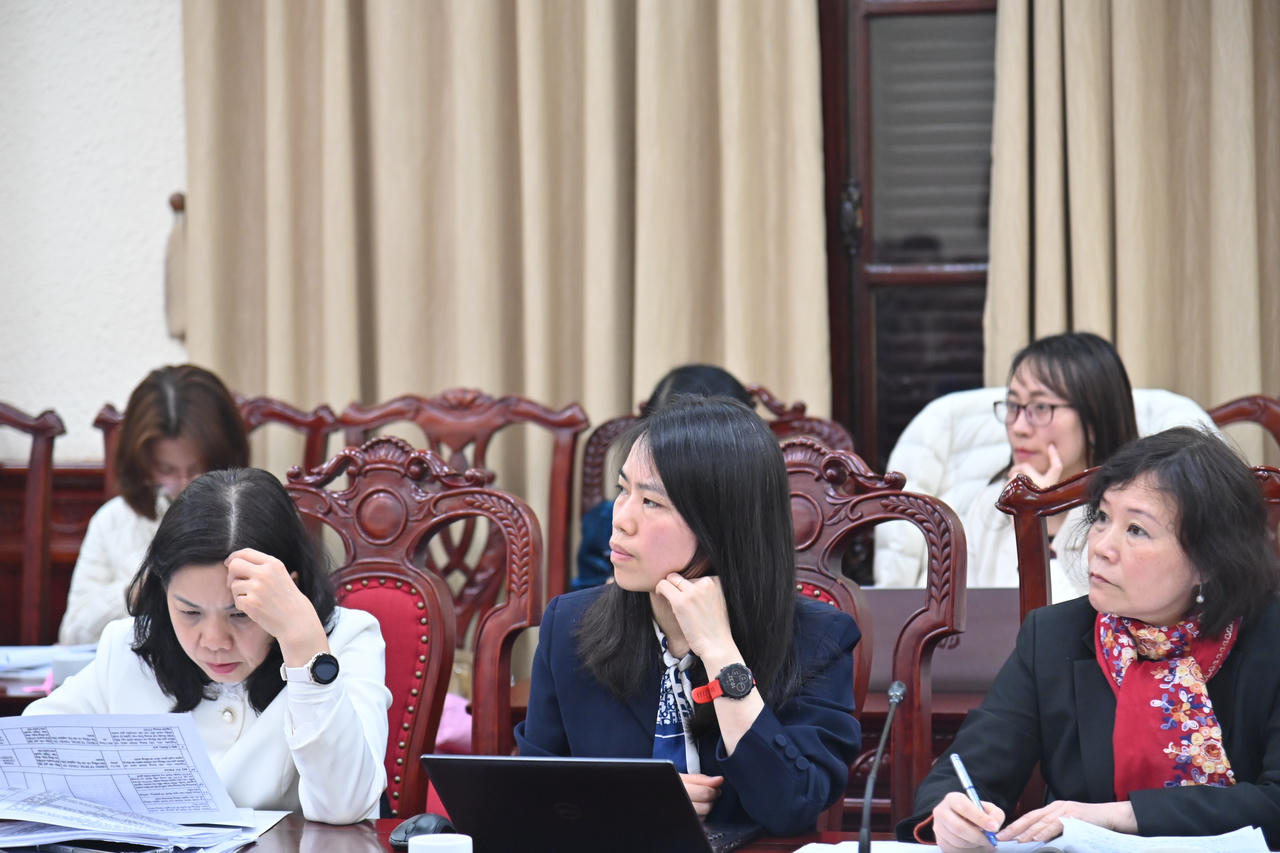 Đang xây dựng các cơ chế, chính sách vượt trội cho các Trung tâm tài chính