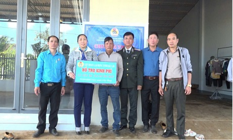 Phó Chi cục trưởng Thi hành án dân sự huyện Krông Búk tình nguyện nghỉ hưu trước tuổi sau 30 năm cống hiến